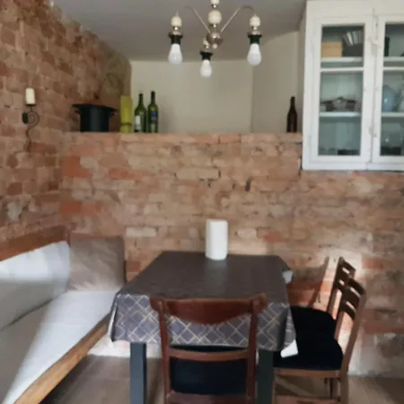 Szklarka 21 Daire Bystrzyca Kłodzka